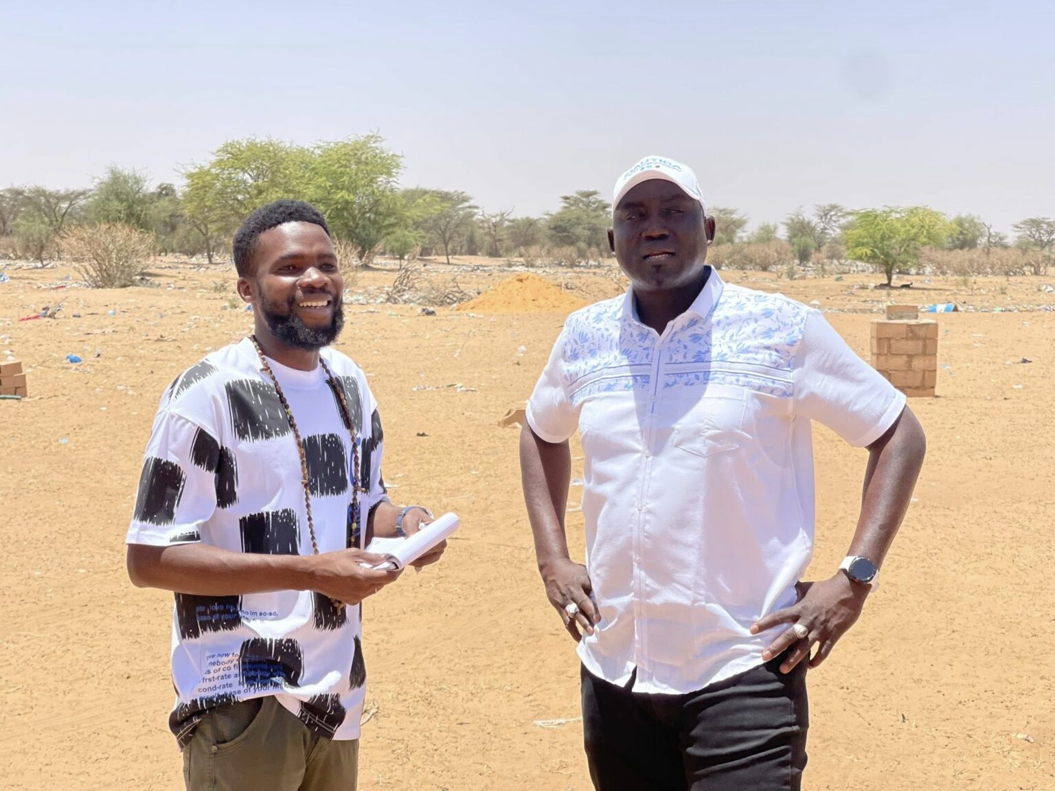 Abdou Khadre Lo, accompagné de son équipe municipale, a effectué une visite de chantier sur trois sites emblématiques : le futur centre de formation professionnelle dédié aux femmes, le bureau de la zone E et les travaux du stade municipal.